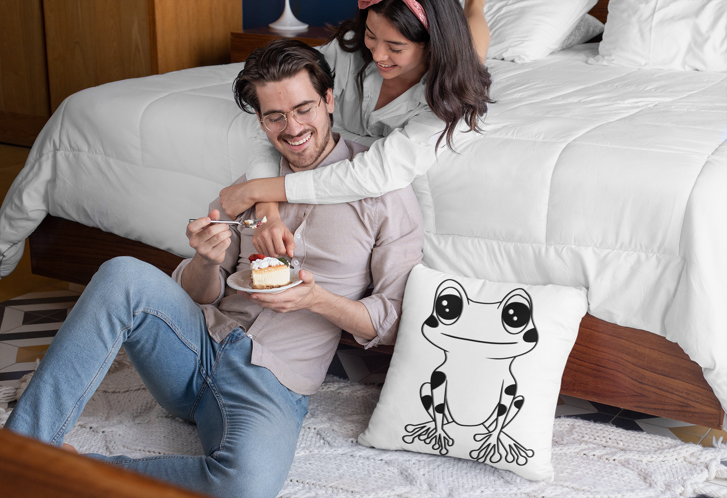 Panama Rana Dorada Pillow Case